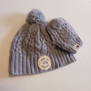 The North Face Born to Explore Hat & Mitten Gift Set for Baby XXS 0-6 Mo. NWOT